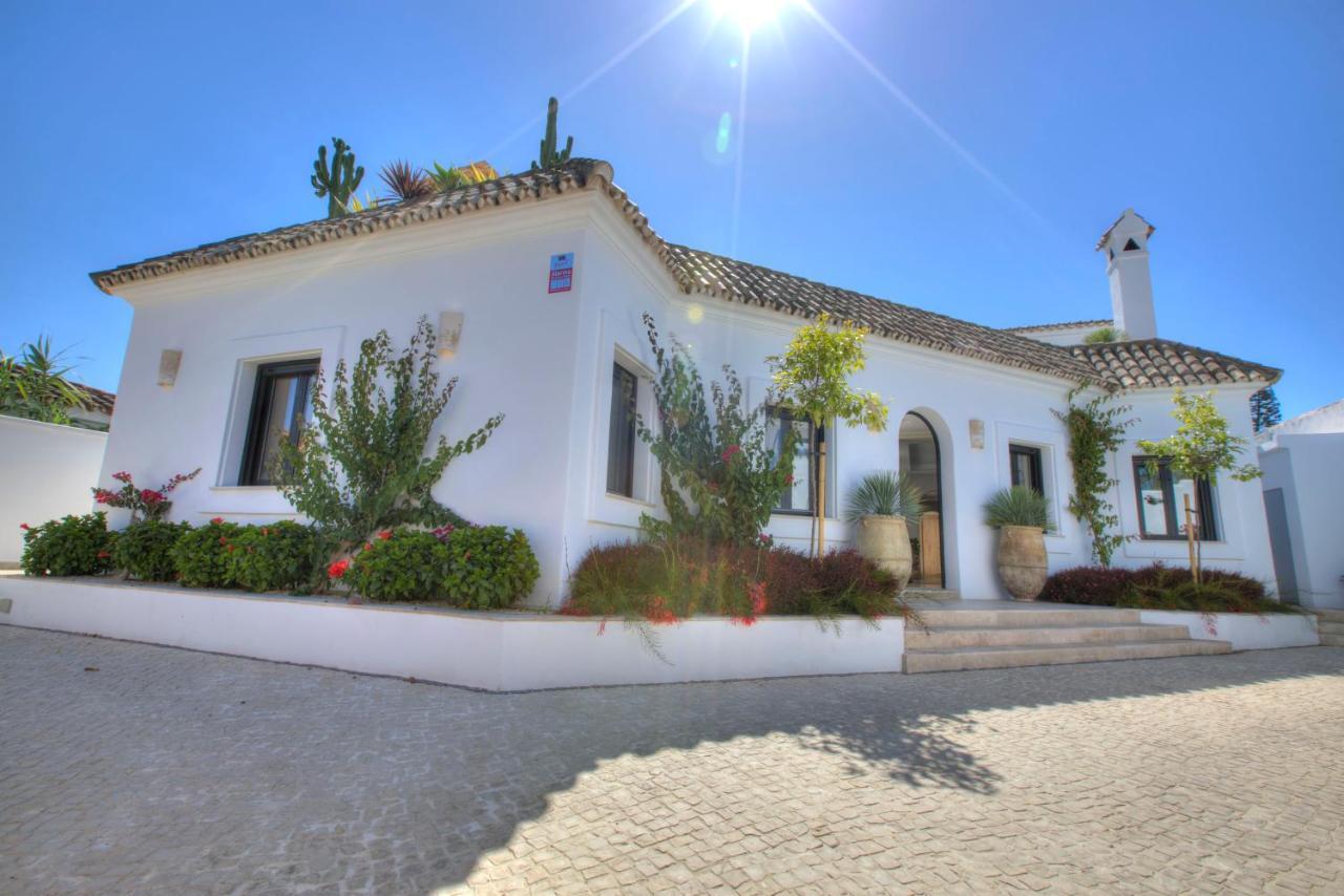 Villa Mas Tranquila - A Stylish Villa With Pool 150 M From The Beach Conil De La Frontera Eksteriør billede