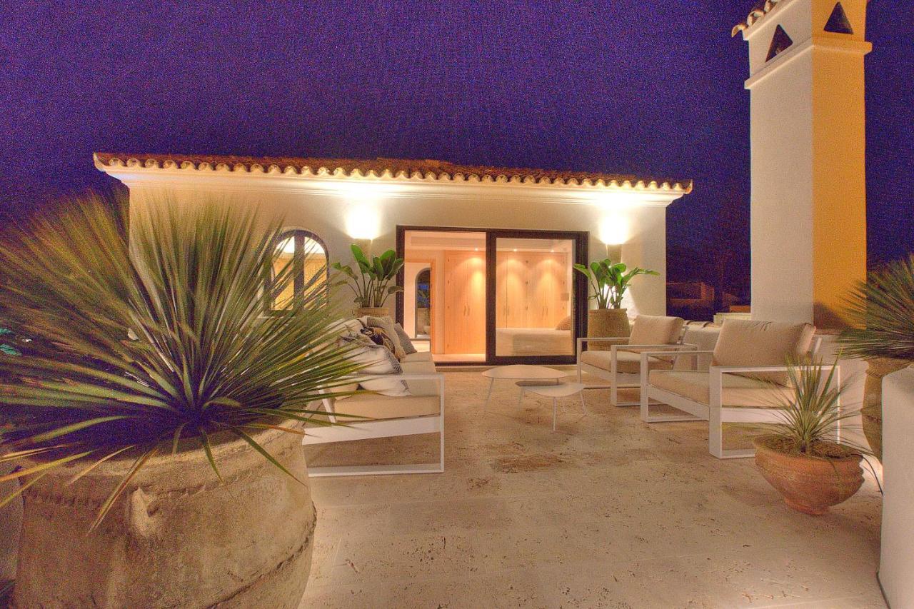 Villa Mas Tranquila - A Stylish Villa With Pool 150 M From The Beach Conil De La Frontera Eksteriør billede