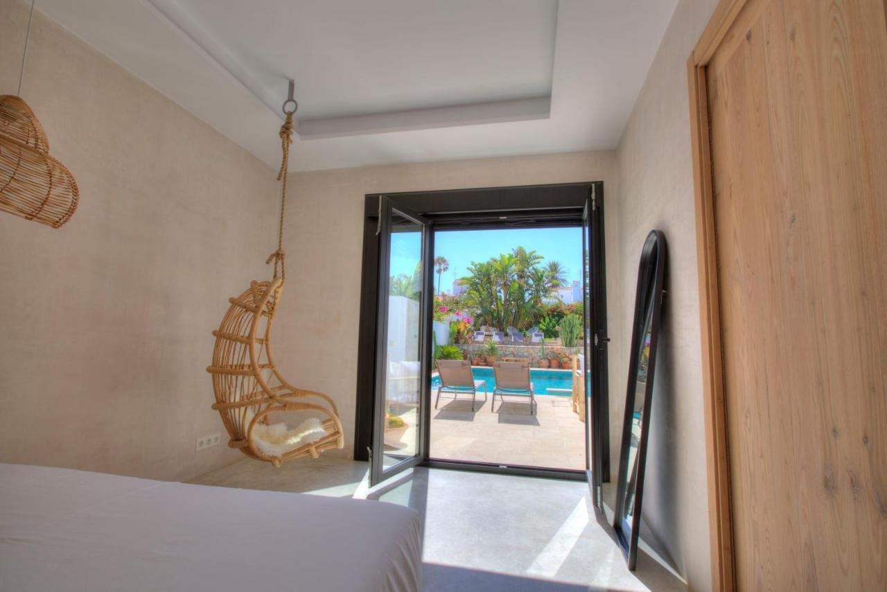 Villa Mas Tranquila - A Stylish Villa With Pool 150 M From The Beach Conil De La Frontera Eksteriør billede