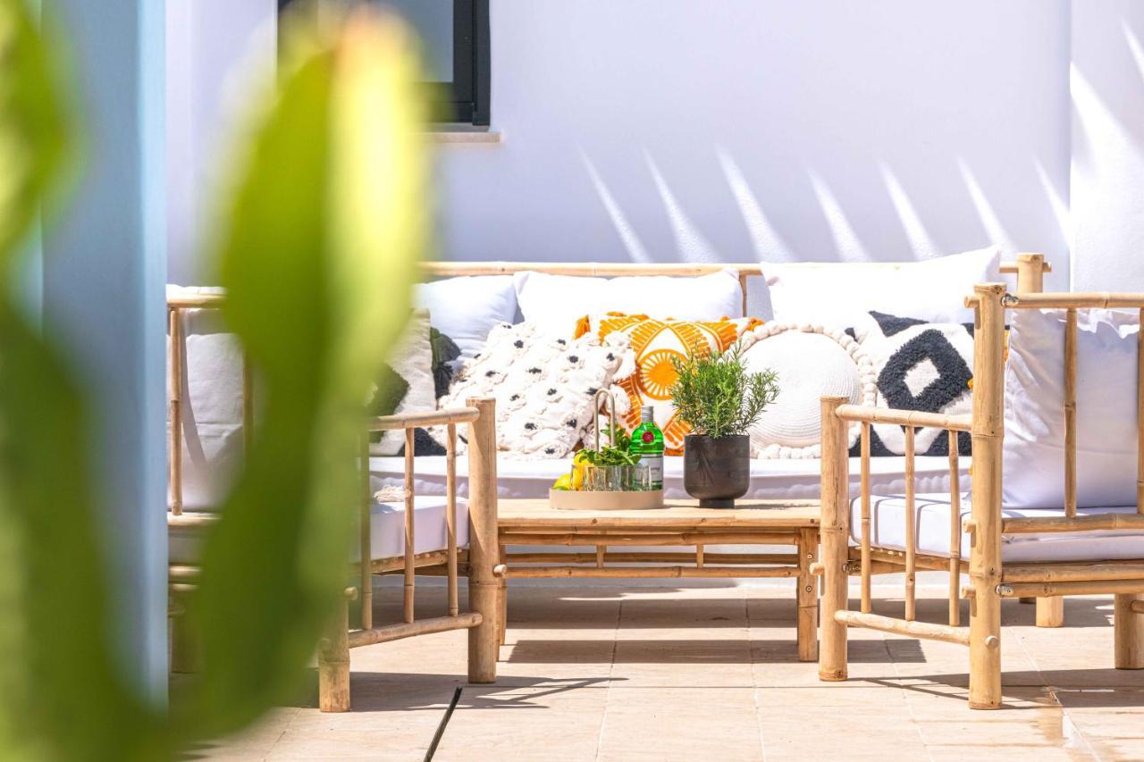 Villa Mas Tranquila - A Stylish Villa With Pool 150 M From The Beach Conil De La Frontera Eksteriør billede