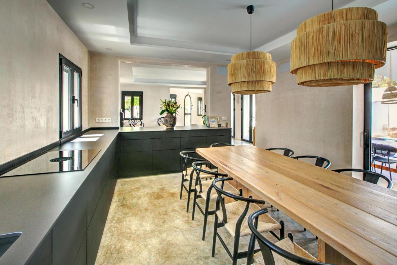 Villa Mas Tranquila - A Stylish Villa With Pool 150 M From The Beach Conil De La Frontera Eksteriør billede