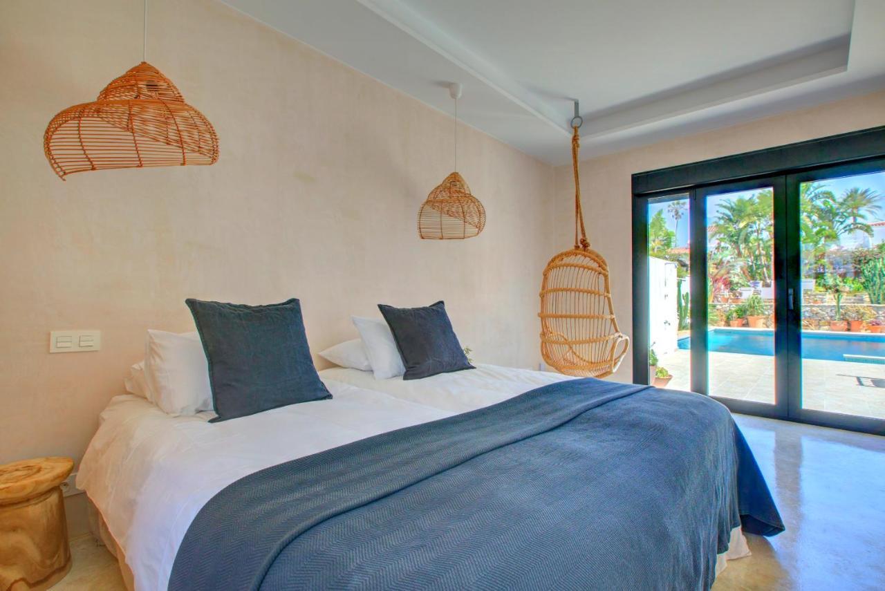 Villa Mas Tranquila - A Stylish Villa With Pool 150 M From The Beach Conil De La Frontera Eksteriør billede